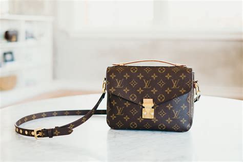 lv metis wallet price|louis vuitton pochette métis.